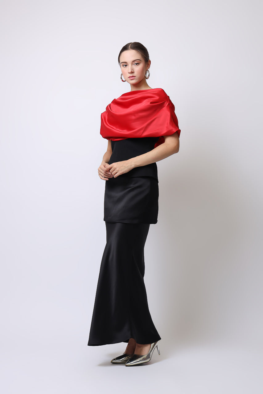 Bloom et Champs Top Kerah Ploi Merah/ Saten Obi Skirt