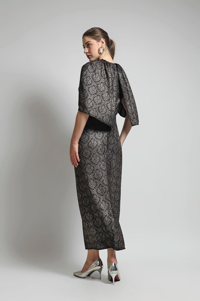 Bloom et Champs Dress Cape BKK