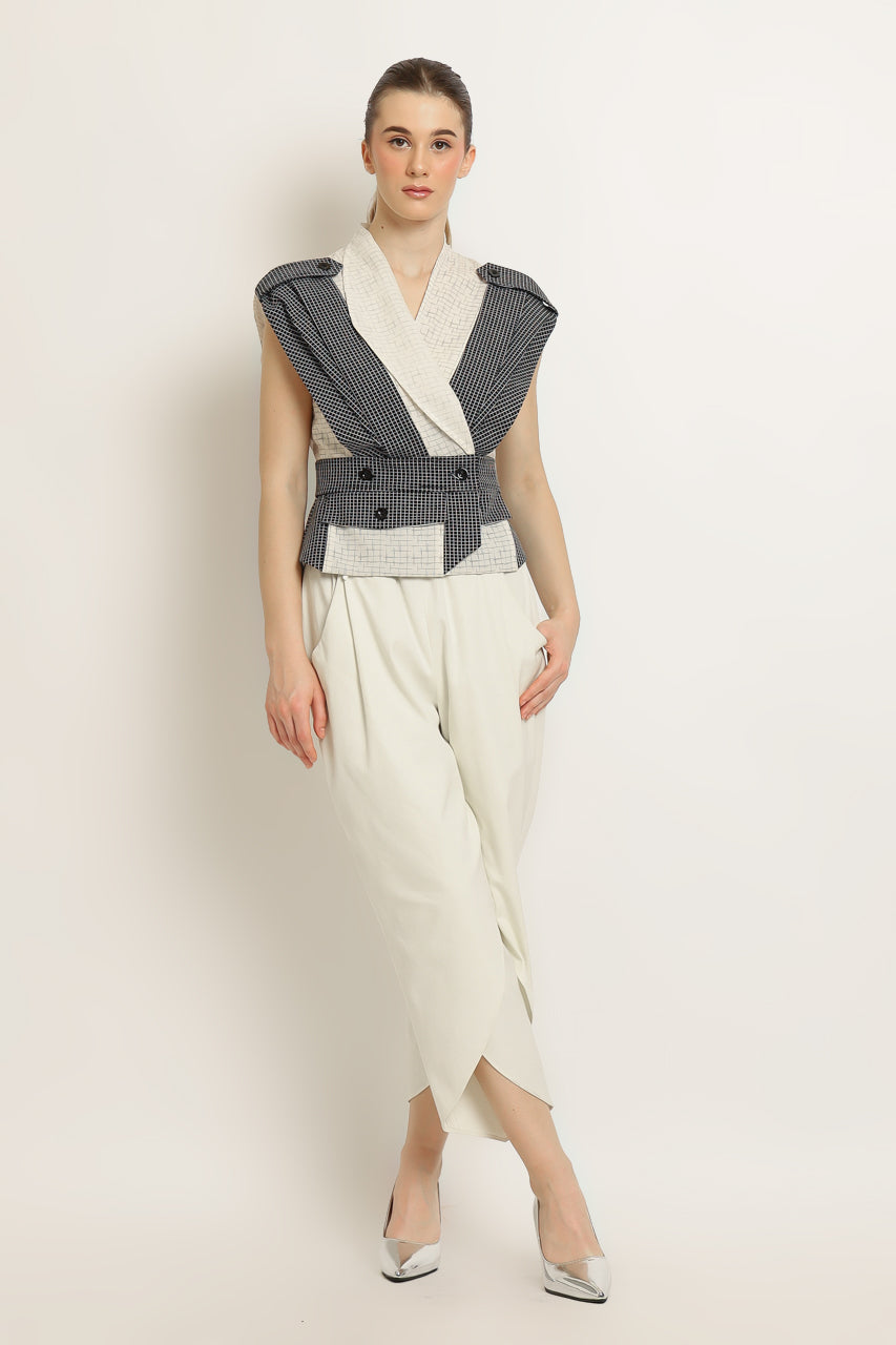 Bloom Et Champs Set Peplum Top Sketches