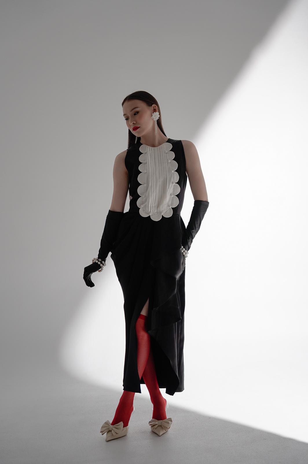 Bloom et Champs Tuxedo Scalloped Dress