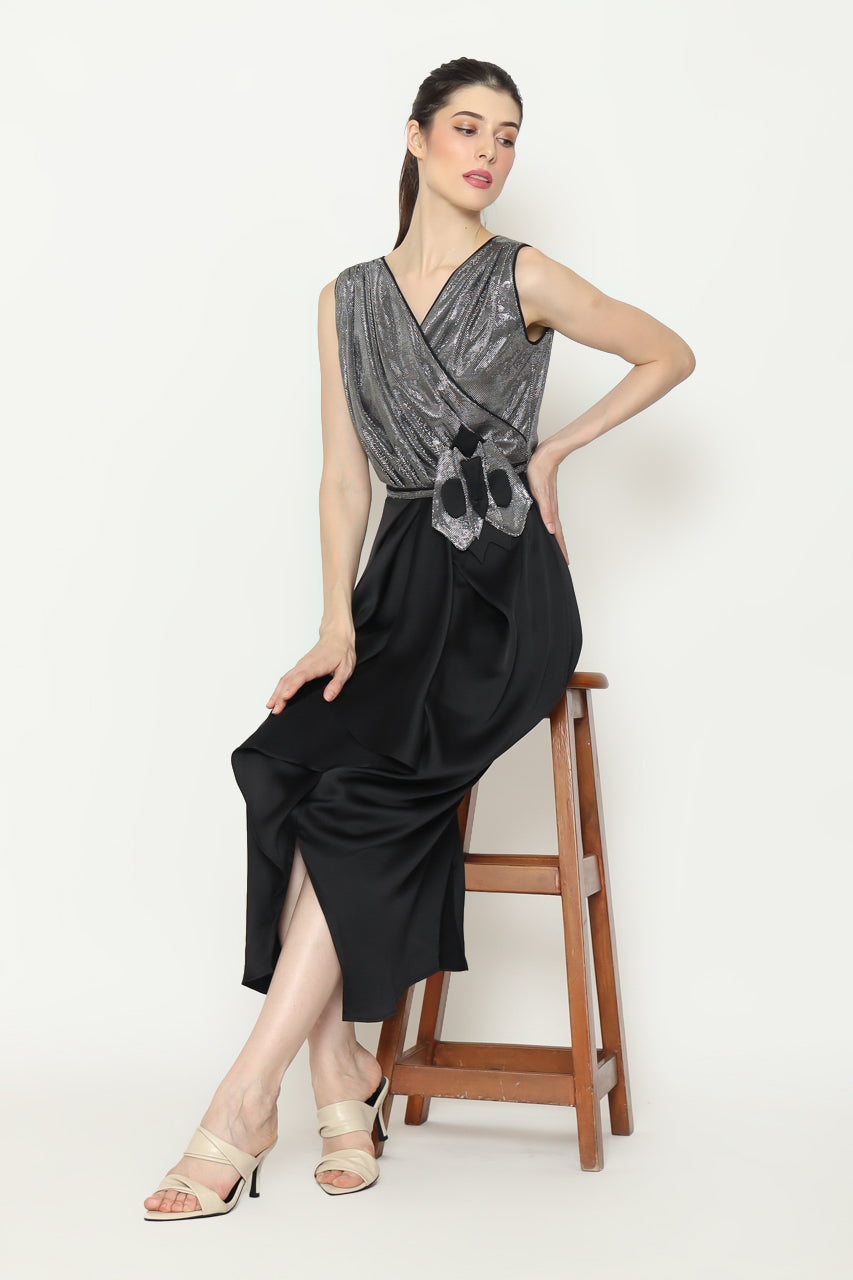 Bloom et Champs Dress Kembang Hitam