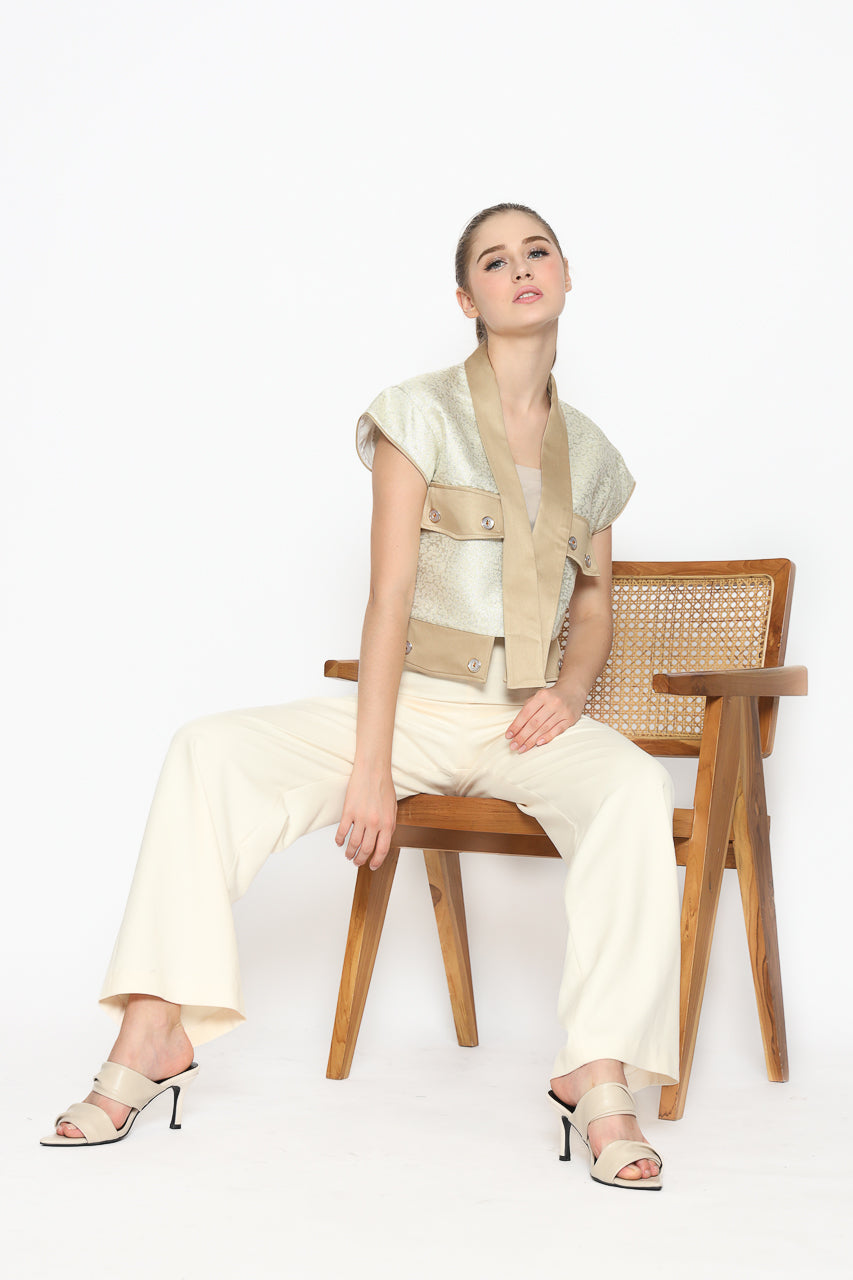 Bloom et Champs Outer Crop Emas