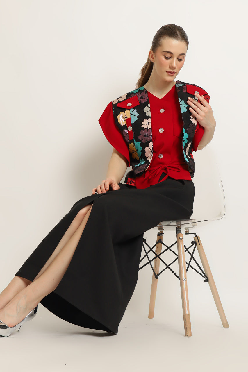 Bloom et Champs Batwing Top Floral