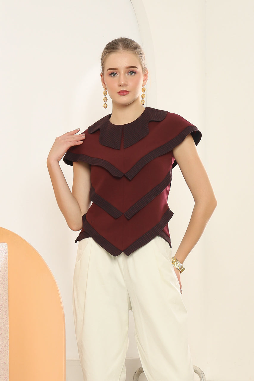 Bloom et Champs Pyramid Maroon Top