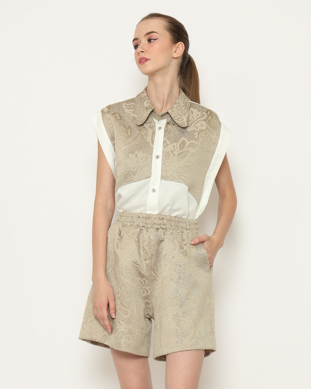 Bloom et Champs Set Jacquard Short Sleeve