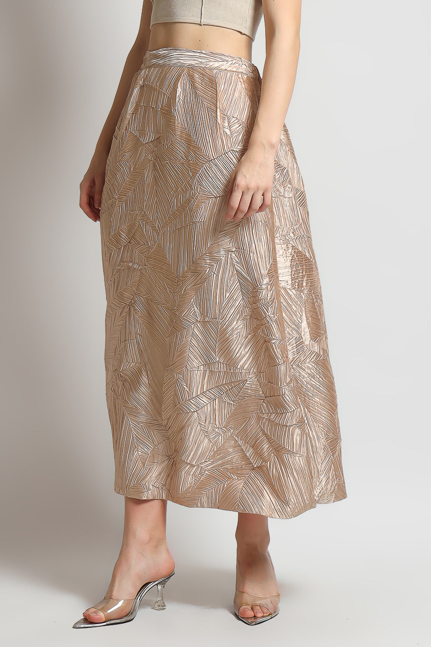 Bloom et Champs Set Pleats Embossed Blazer and Long Skirt