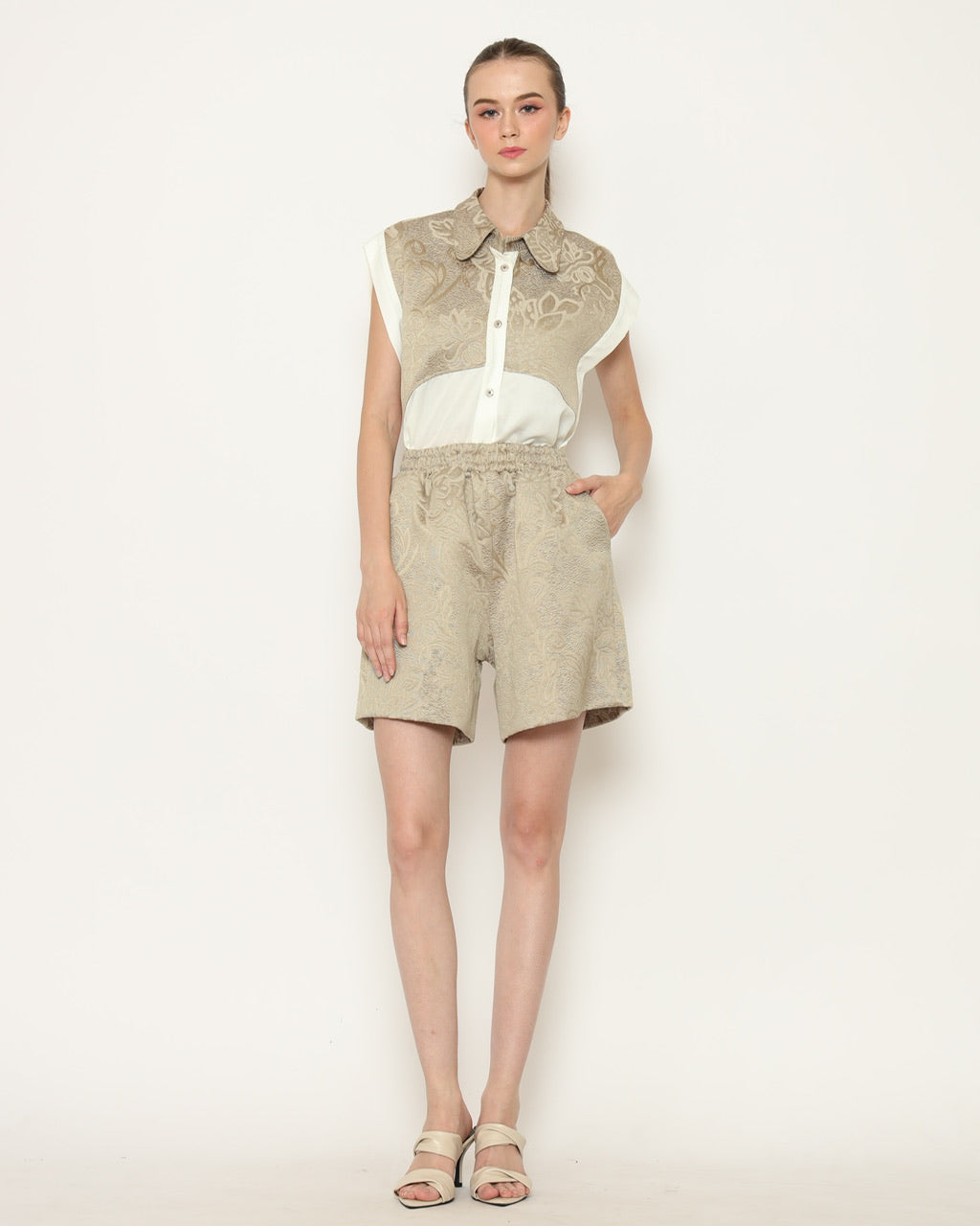 Bloom et Champs Set Jacquard Short Sleeve