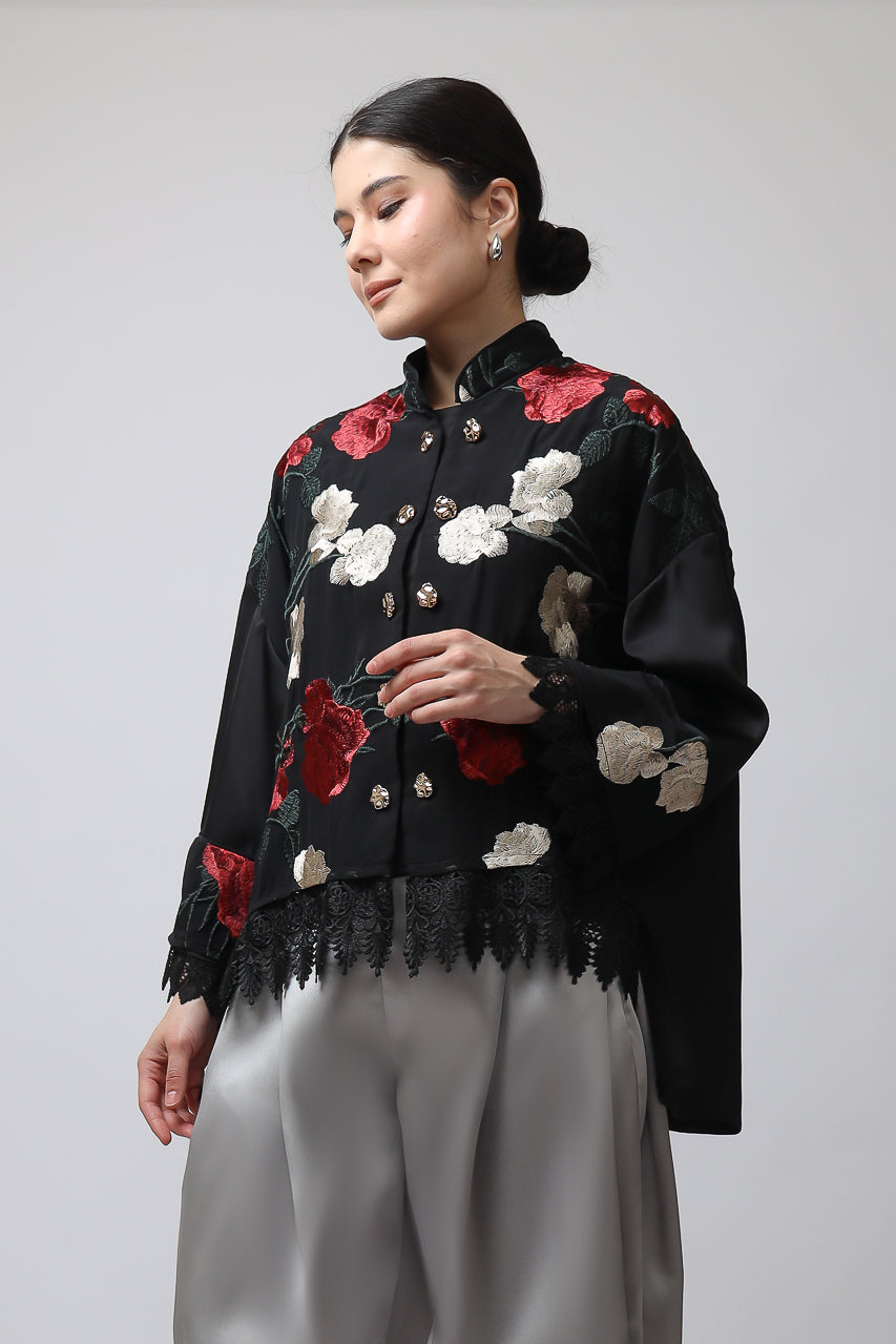 Bloom et Champs Mawar Blouse/Mikado Silver Pants