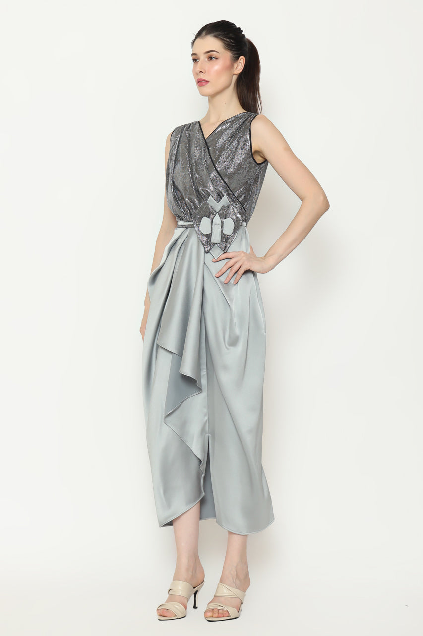 Bloom et Champs Dress Kembang Abu