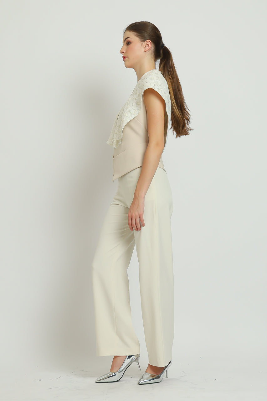 Bloom et Champs Top Lawar Emas