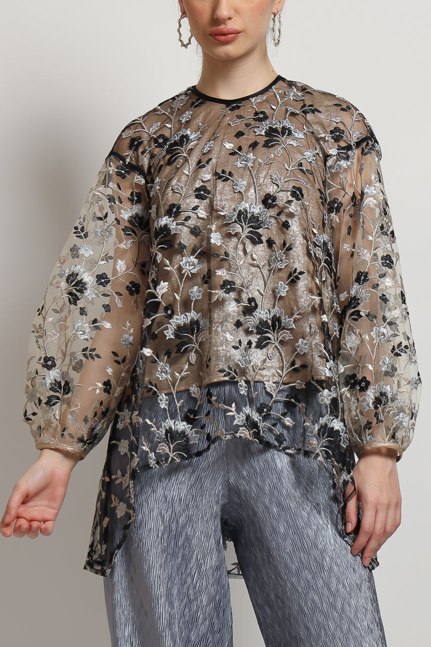 Bloom et Champs Top Tulle Tail Embroidered Black/Elastics Grey Pleats Pants