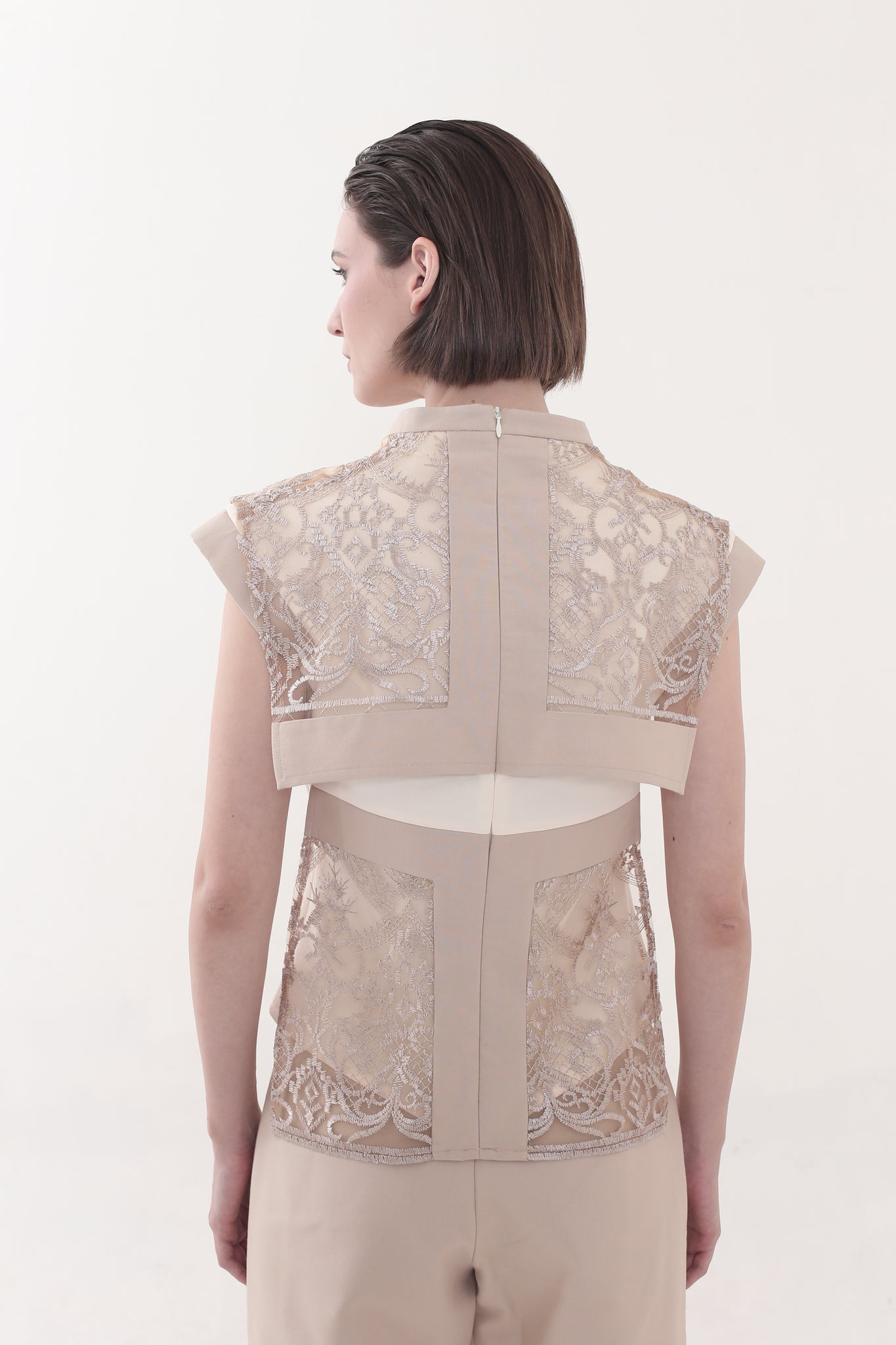 Bloom et Champs Layered Lace Top