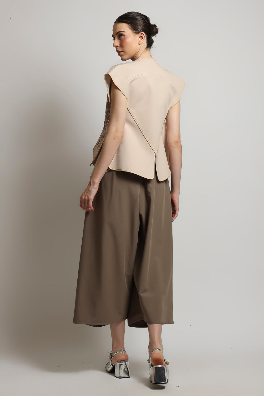 Bloom et Champs Outer Kaku Payet and Celana Kewer