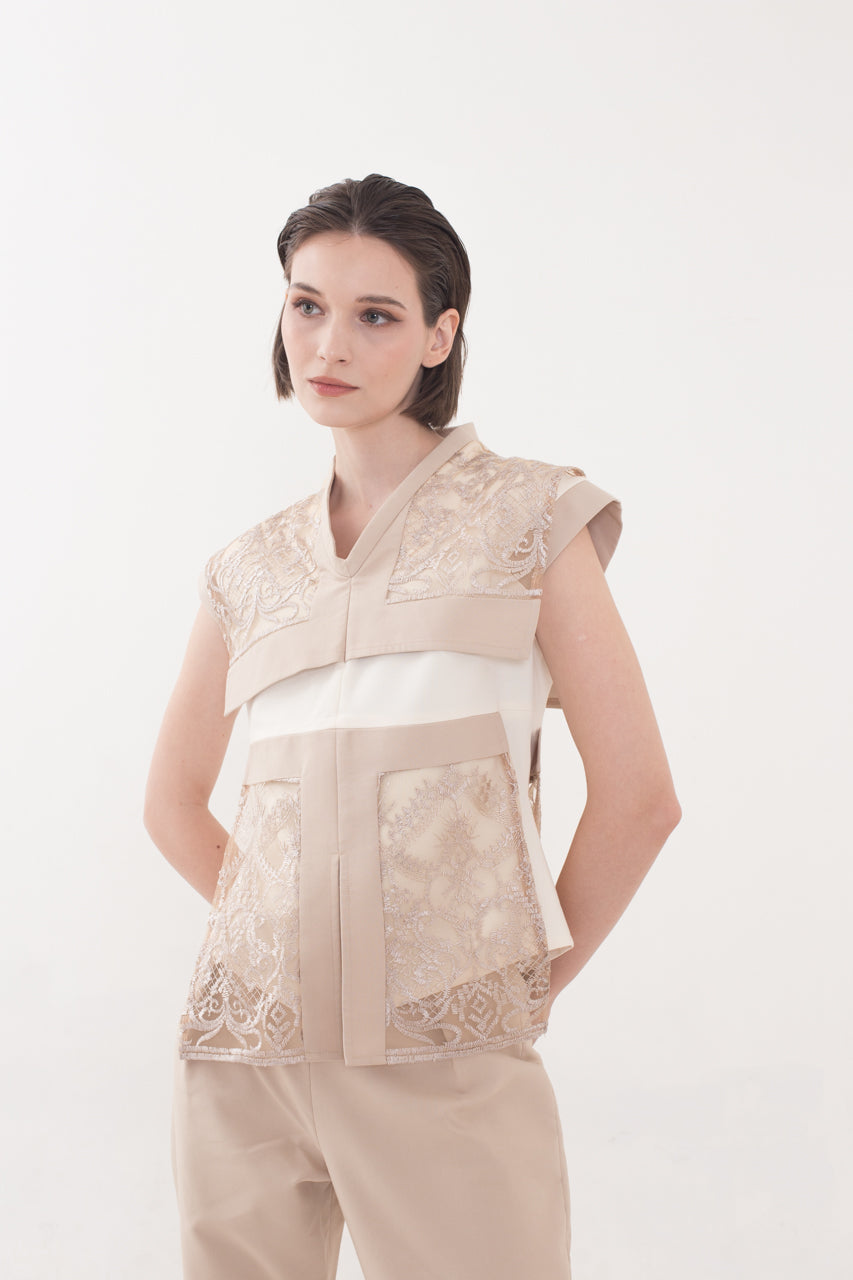 Bloom et Champs Layered Lace Top