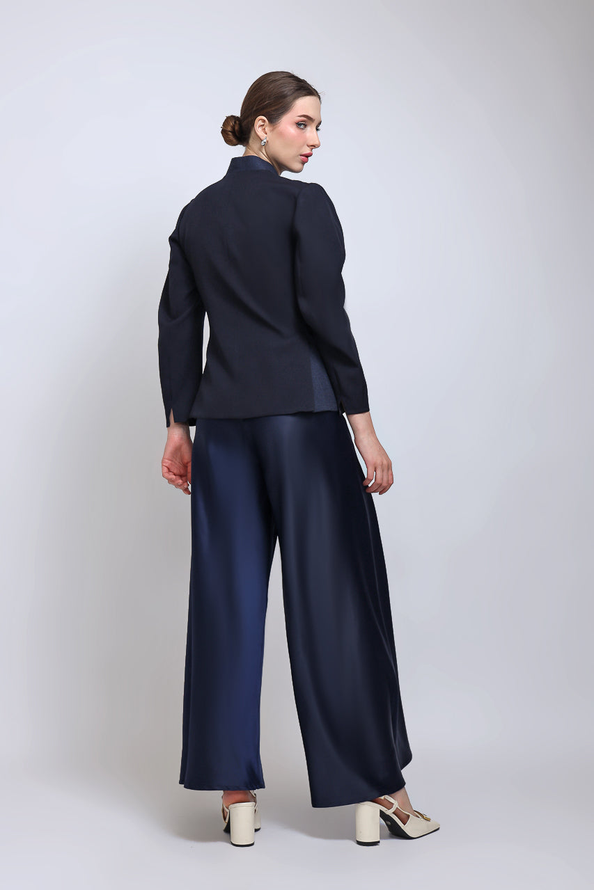 Bloom et Champs Diagonal Shirt with Garden Embroidery/Flare Saten Pants in Navy