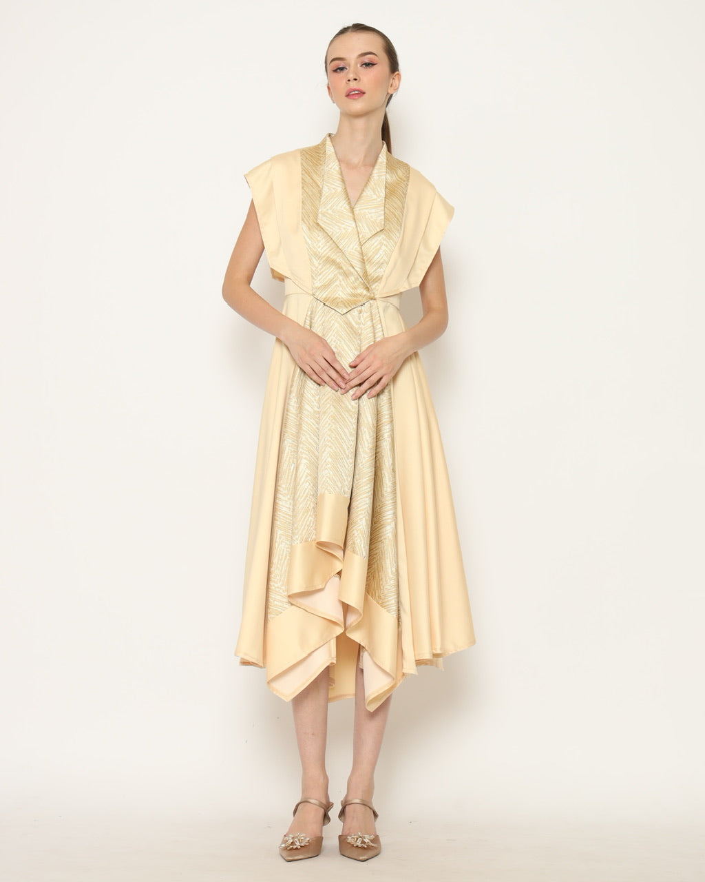 Bloom et Champs Dress Emas in Golden Sparkle