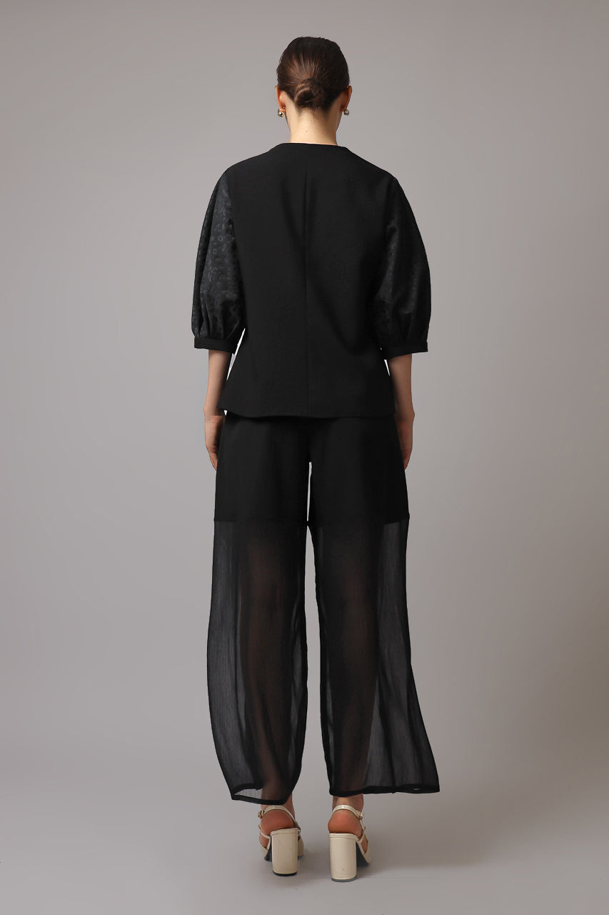 Bloom et Champs Maple Blazer/Celana Alena Chiffon Pants
