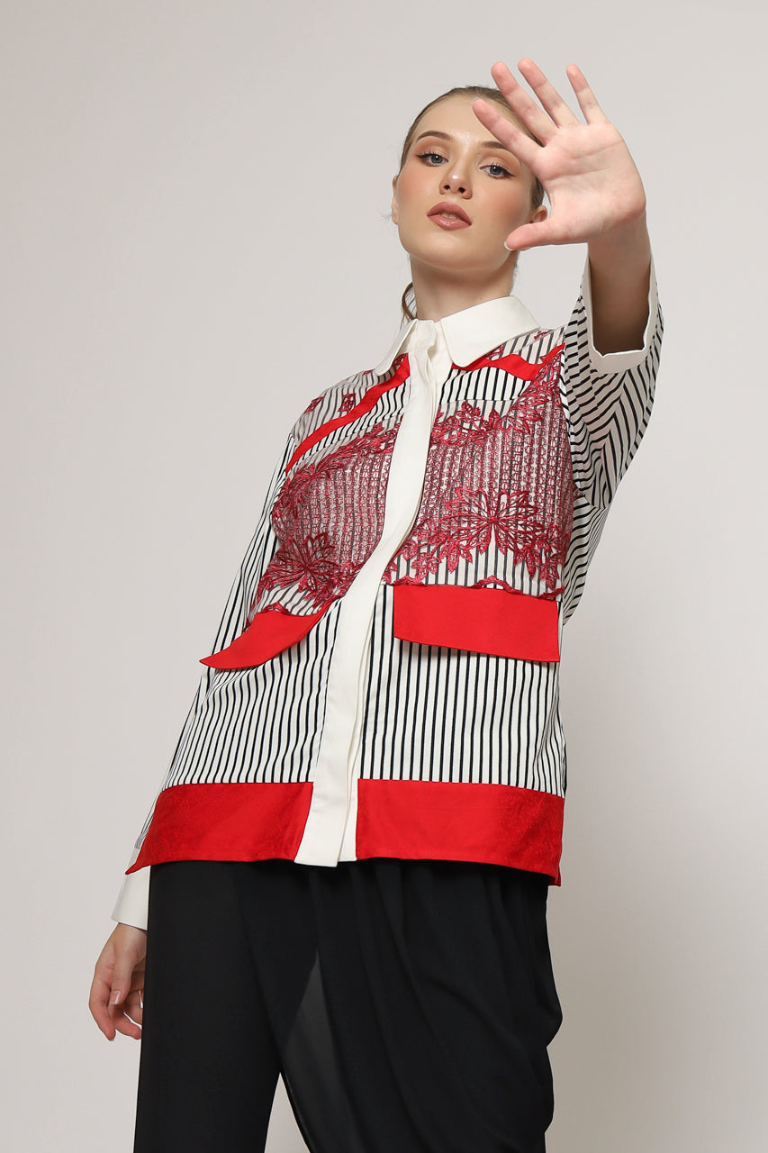 Bloom et Champs Kemeja Sakura Merah