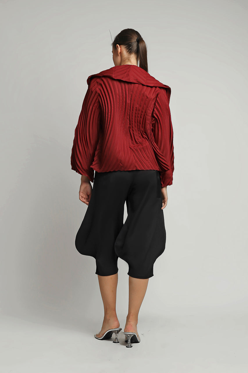 BLOOM ET CHAMPS RED OUTER PLEATS