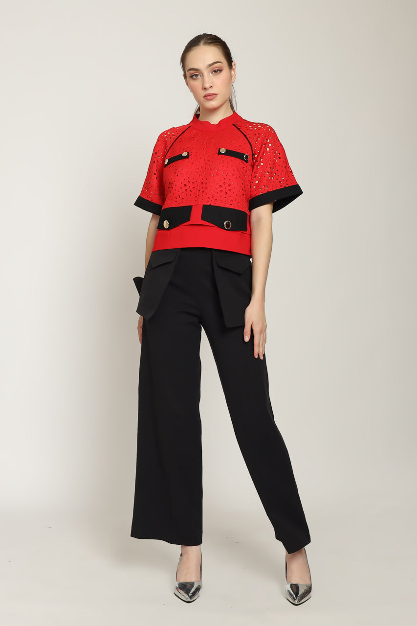 Bloom et Champs Eyelet Linen Top