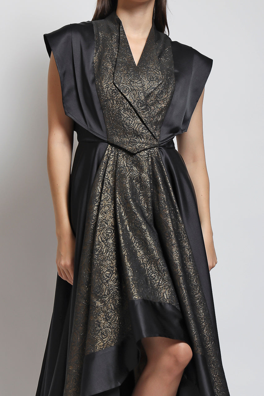 Bloom et Champs Dress Emas Lebar Rosa