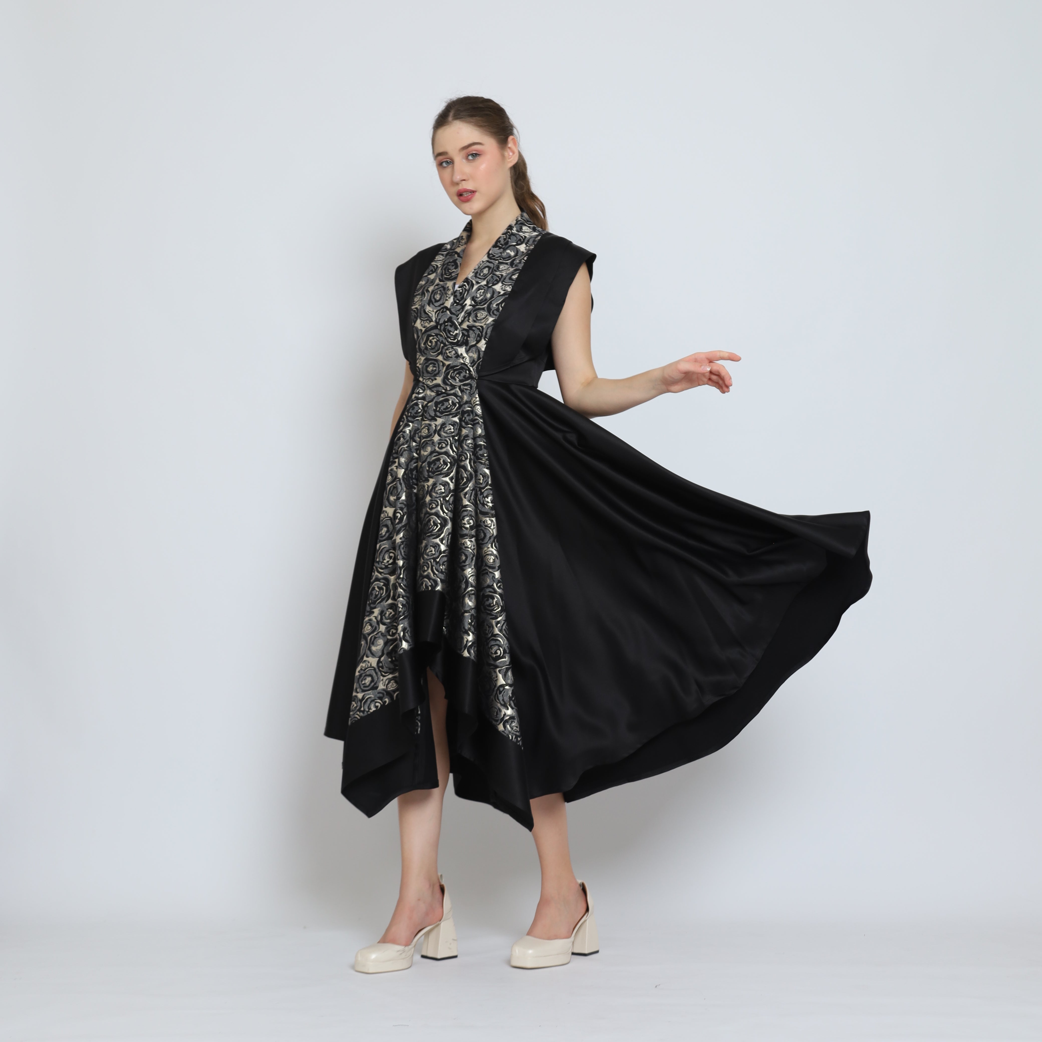 Bloom et Champs Dress Silver Lebar