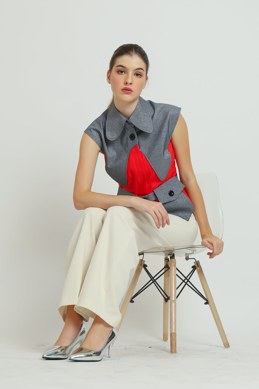 Bloom et Champs Top Segitiga Merah