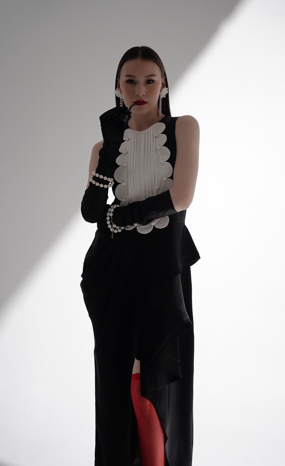 Bloom et Champs Tuxedo Scalloped Dress