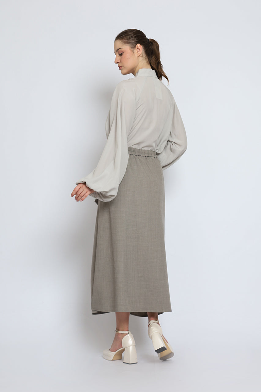 Bloom et Cotton Flowy Linen Top and Assymetrical Skirt