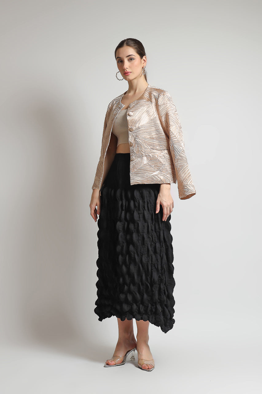 Bloom et Champs Embossed Jendul Pleats Skirt in Black/ Blazer Pleats in Nude