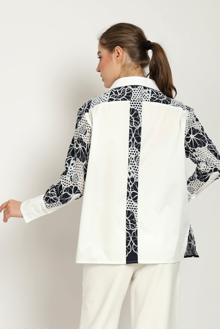 Bloom et Champs Kemeja Bordir Navy