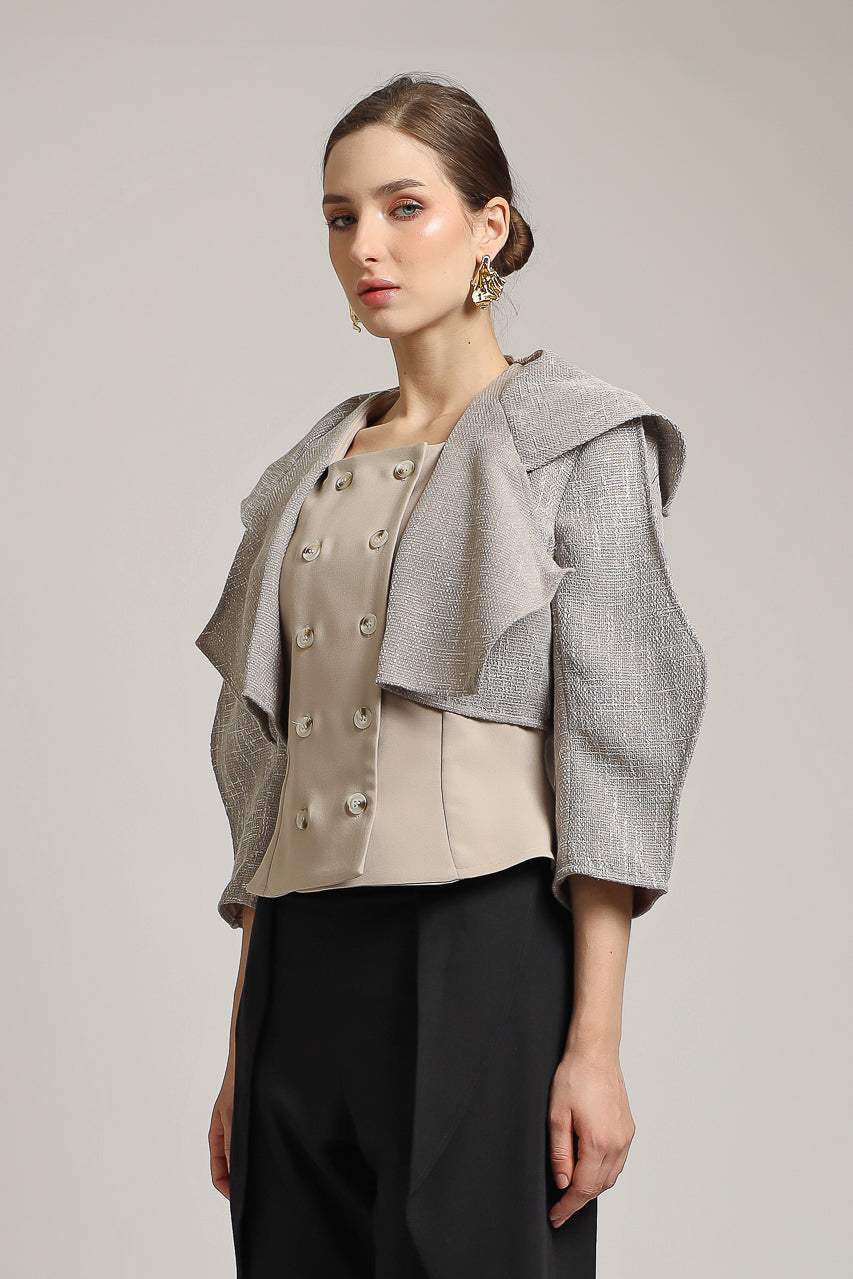 Bloom et Champs Accent Cape Blouse