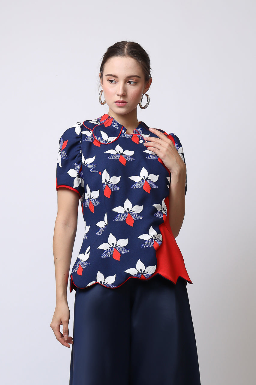 Bloom et Champs Sakura Scalloped Blouse/ Flare Saten Pants in Navy