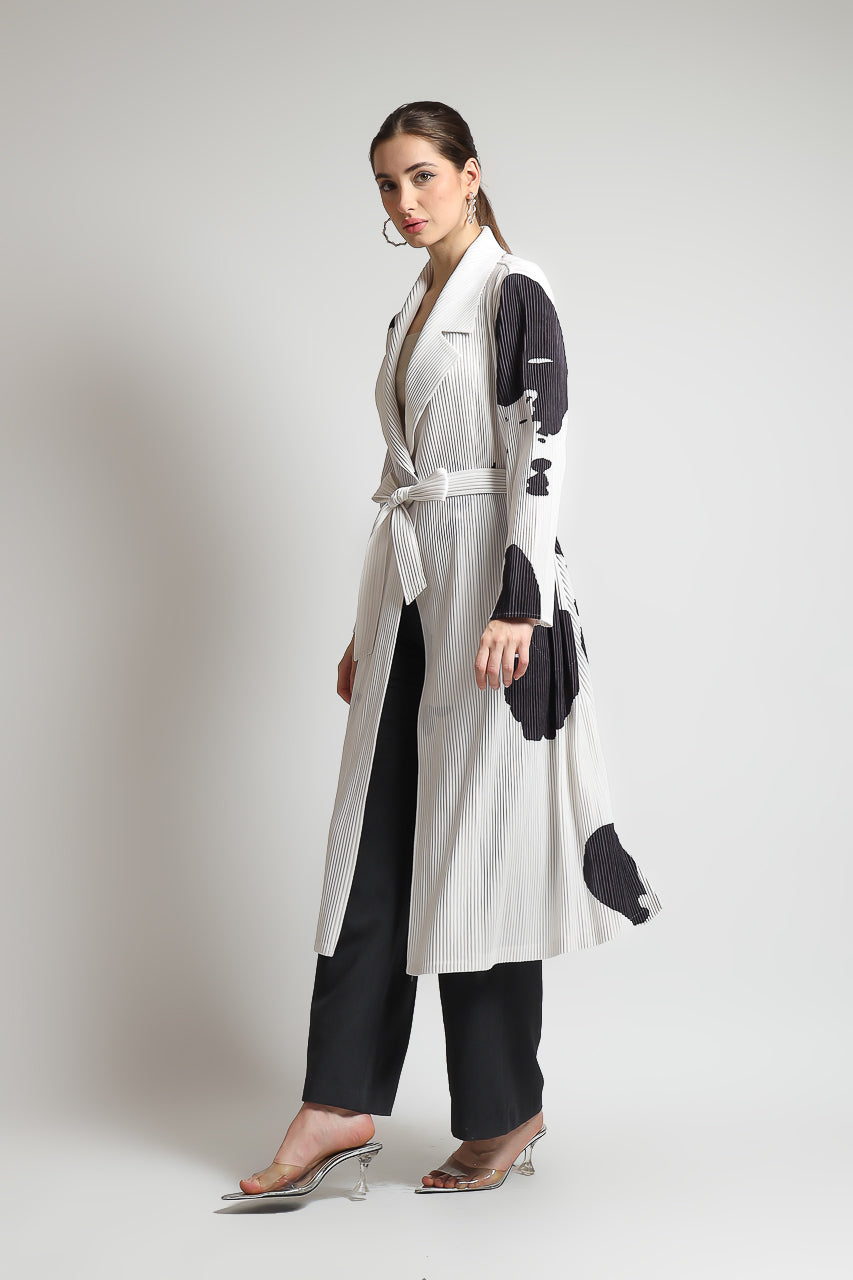 Bloom et Champs Long Panda Vest Pleats