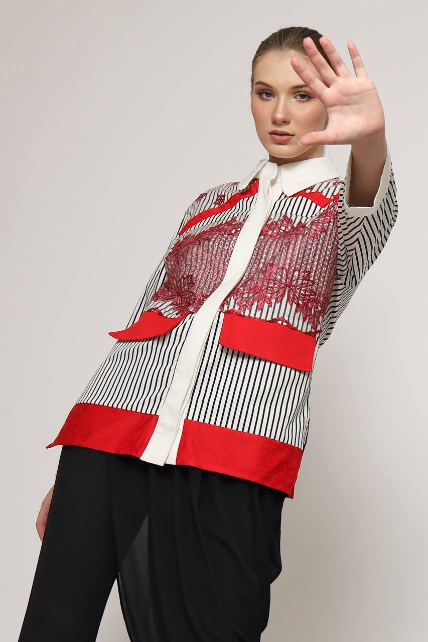 Bloom et Champs Kemeja Sakura Merah