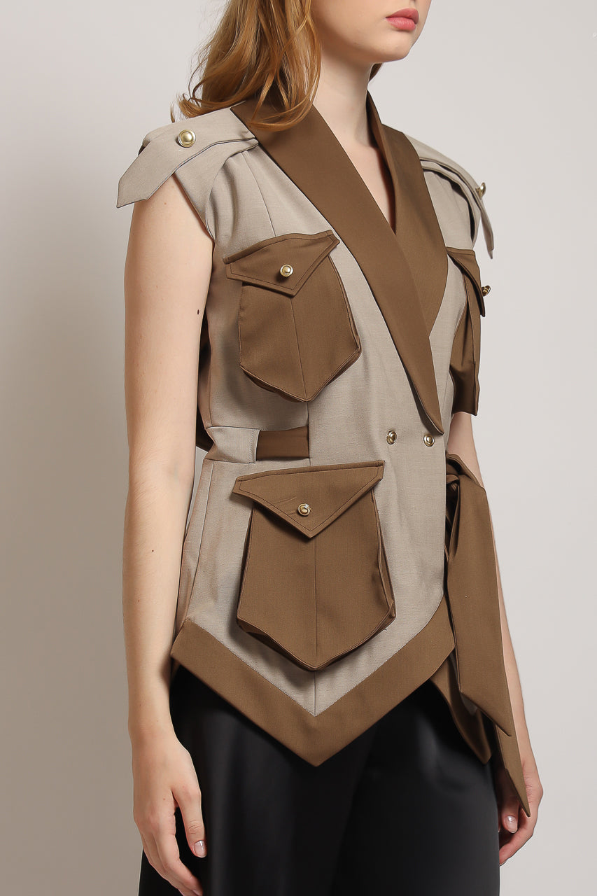 Bloom et Champs Vest Kantong Segitiga/ Flare Saten Pants