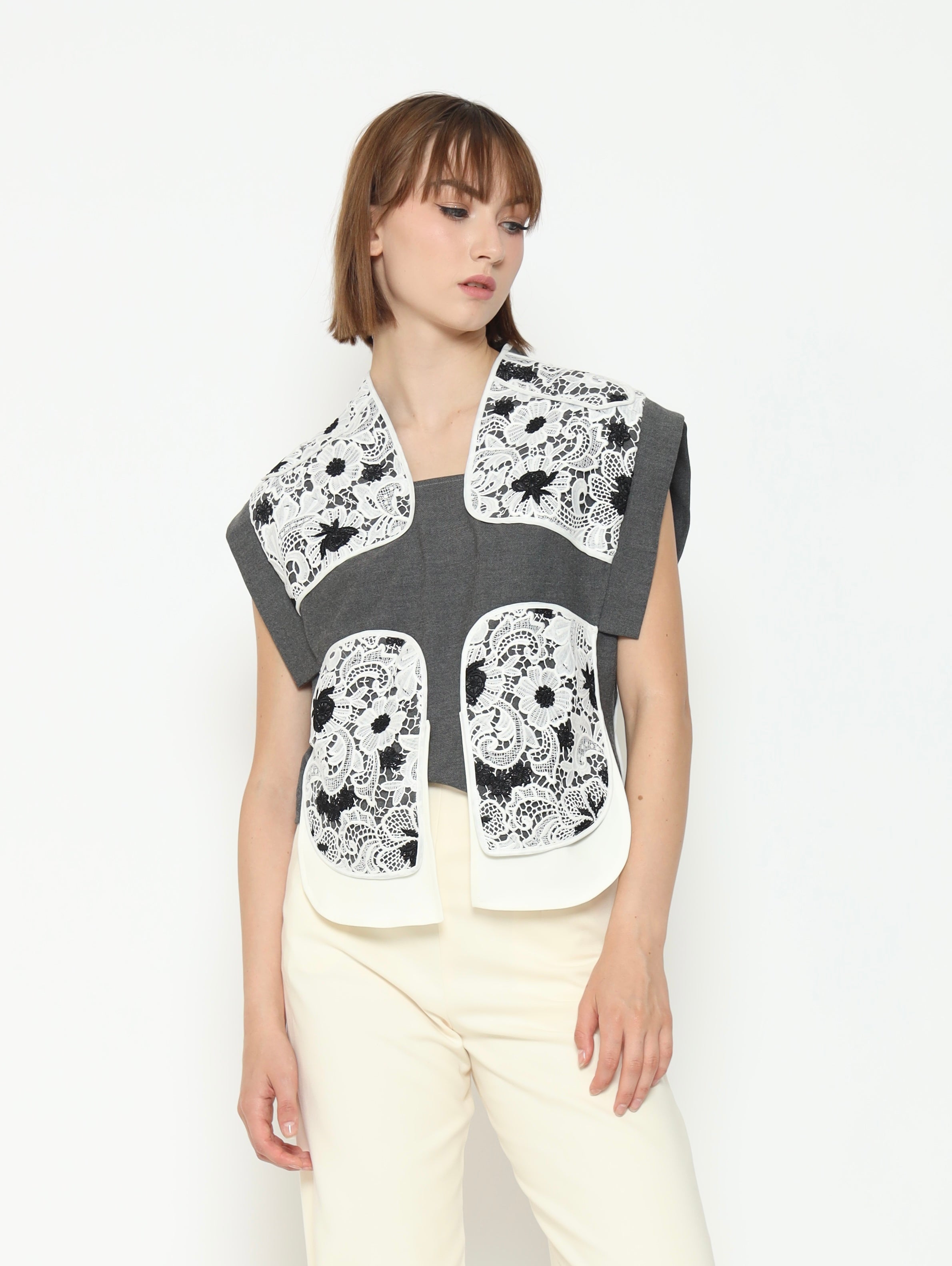 Bloom et Champs Top Brukat Abu