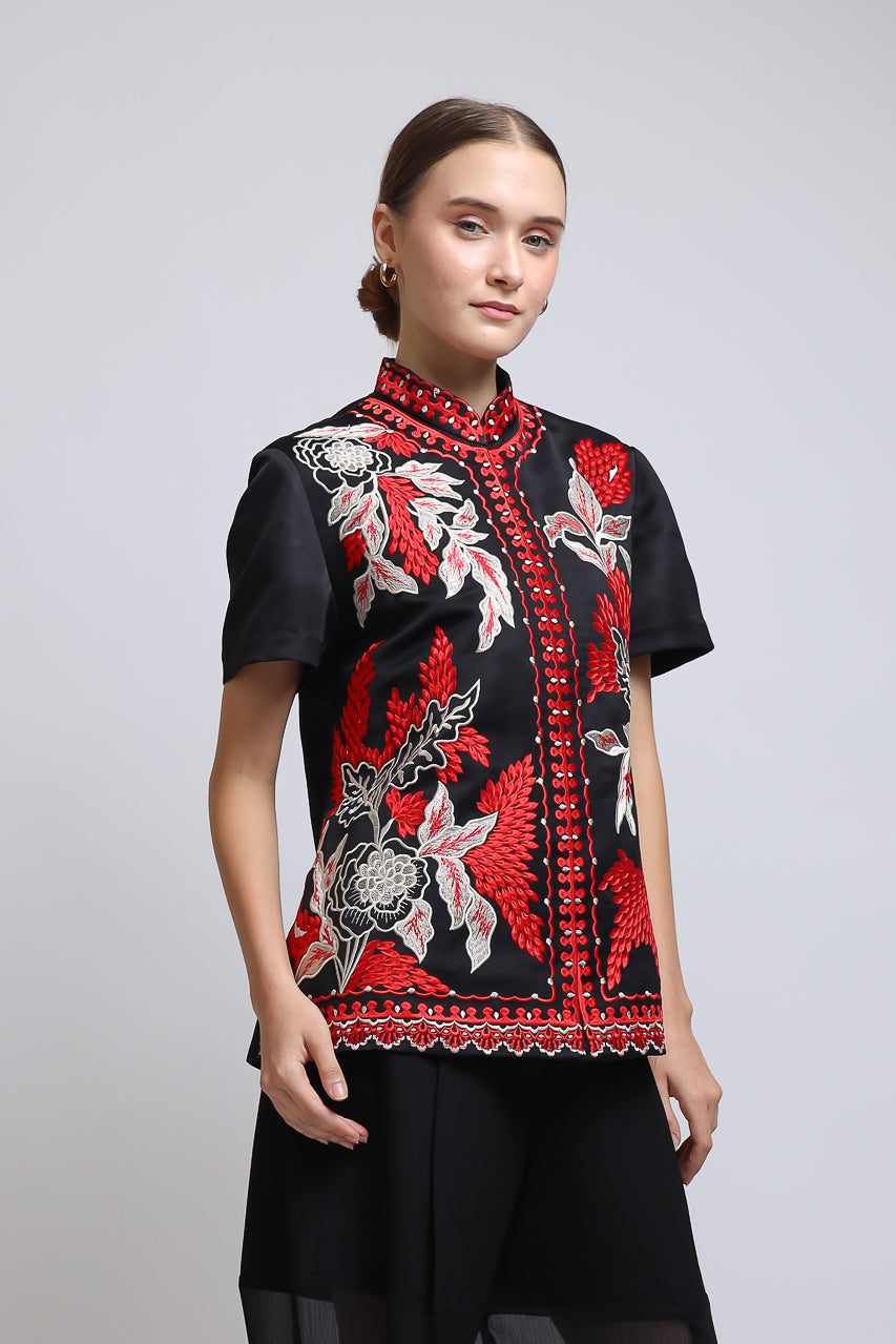 Bloom et Champs Red Oriental Embroidered Blouse/Alena Chiffon Pants