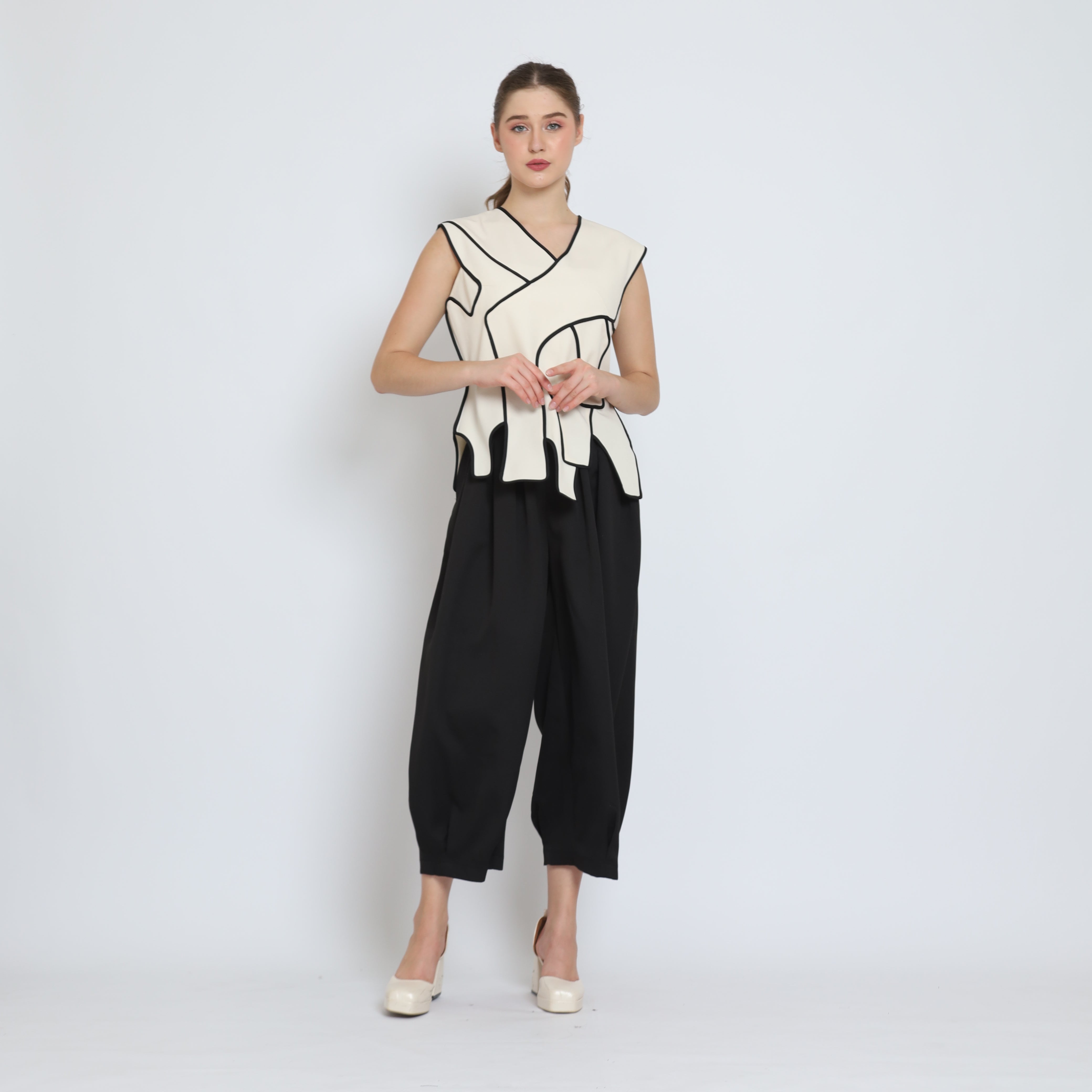 Bloom et Champs Assymetrical List Top