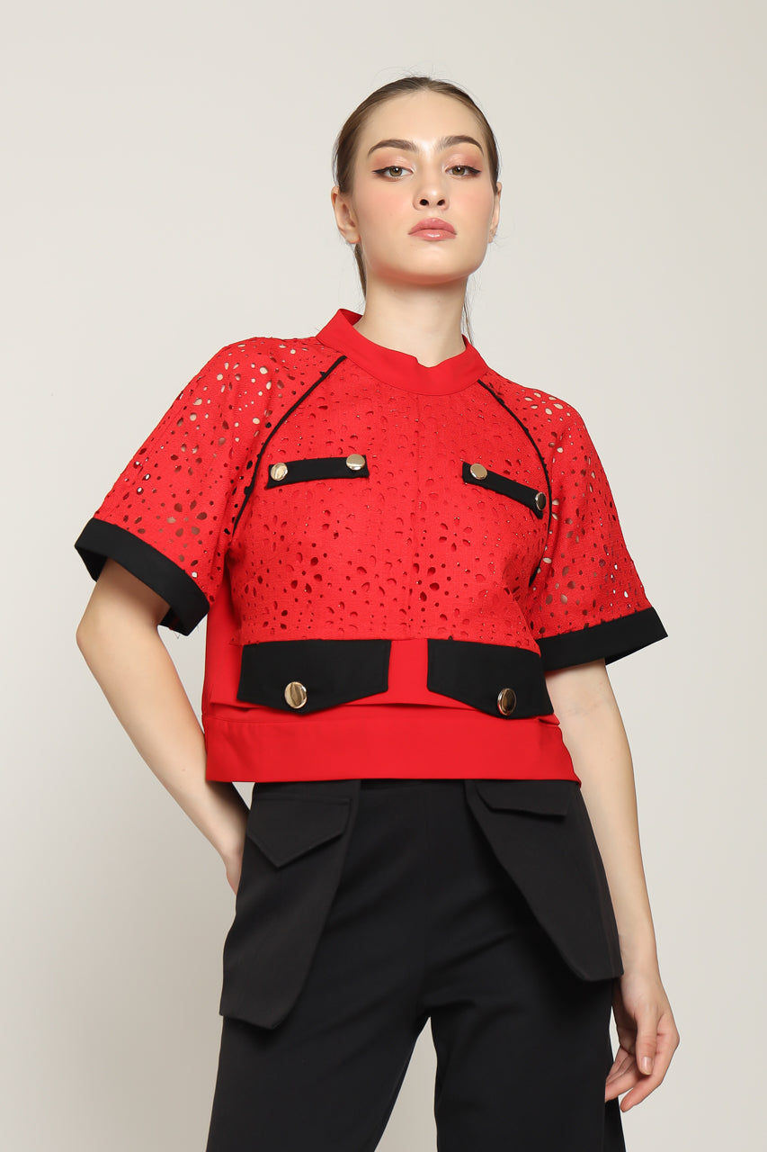 Bloom et Champs Eyelet Linen Top