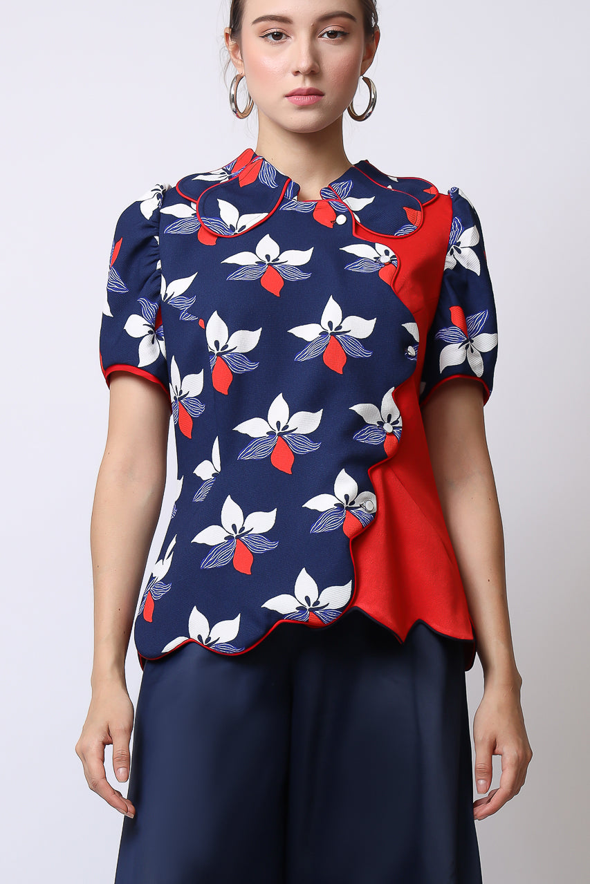 Bloom et Champs Sakura Scalloped Blouse/ Flare Saten Pants in Navy