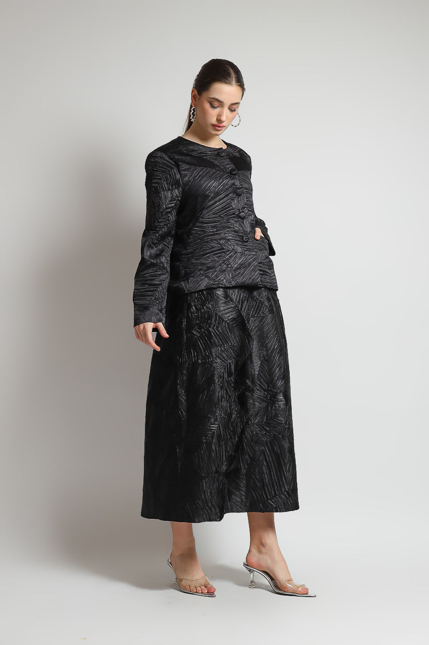 Bloom et Champs Embossed Pleats Skirt/Blazer Pleats in Black