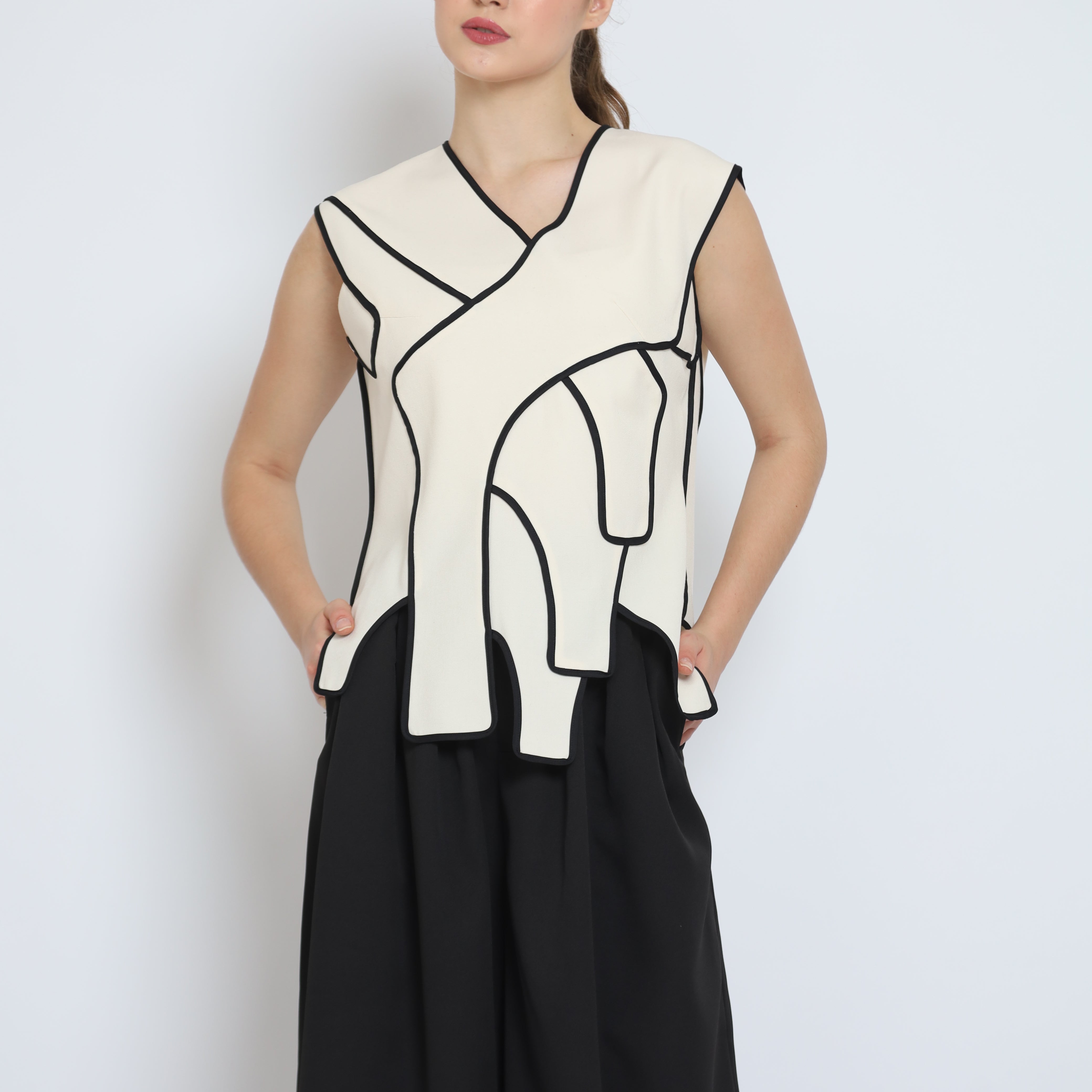 Bloom et Champs Assymetrical List Top