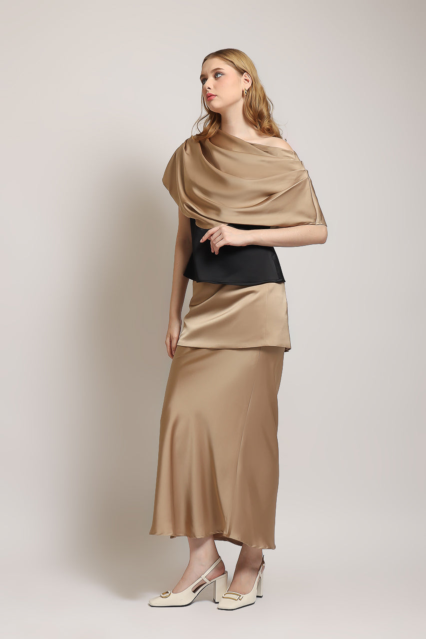 Bloom Top Kerah Ploi/Rok Saten Obi