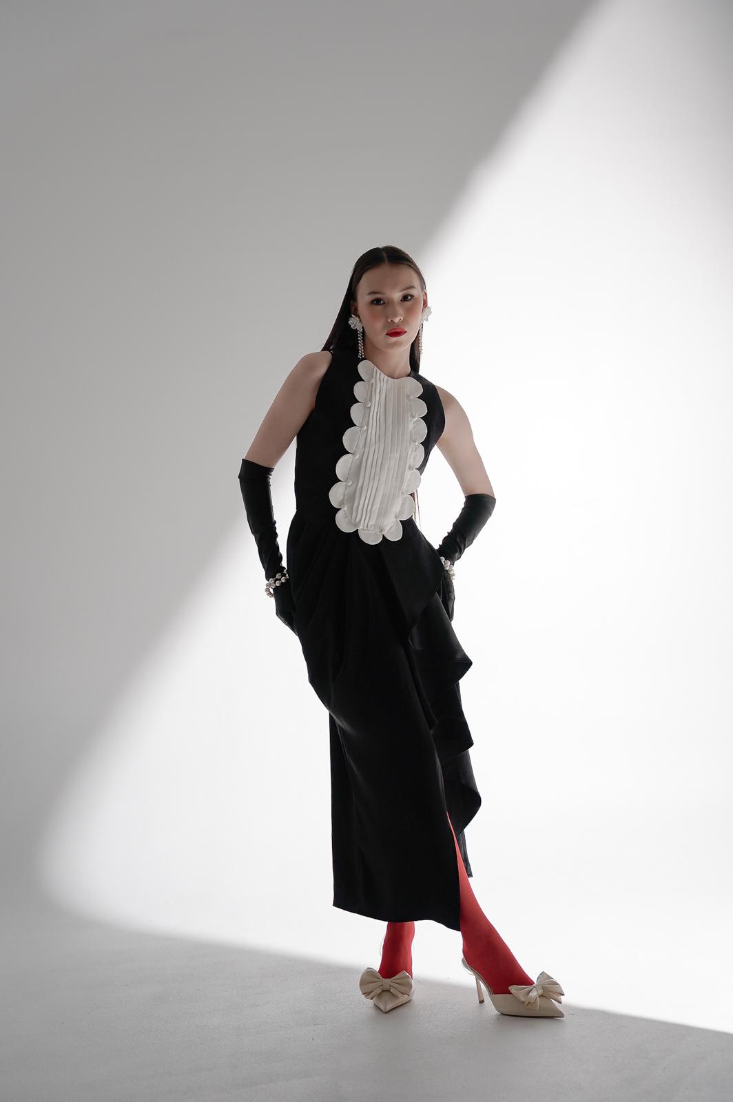 Bloom et Champs Tuxedo Scalloped Dress