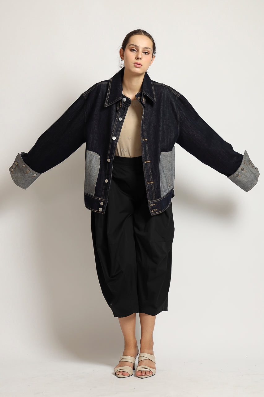 Bloom et Cotton Denim Jacket with removable Sleeve