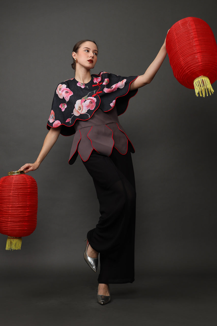 Bloom et Champs Ivanna Scalloped Fuschia Blouse