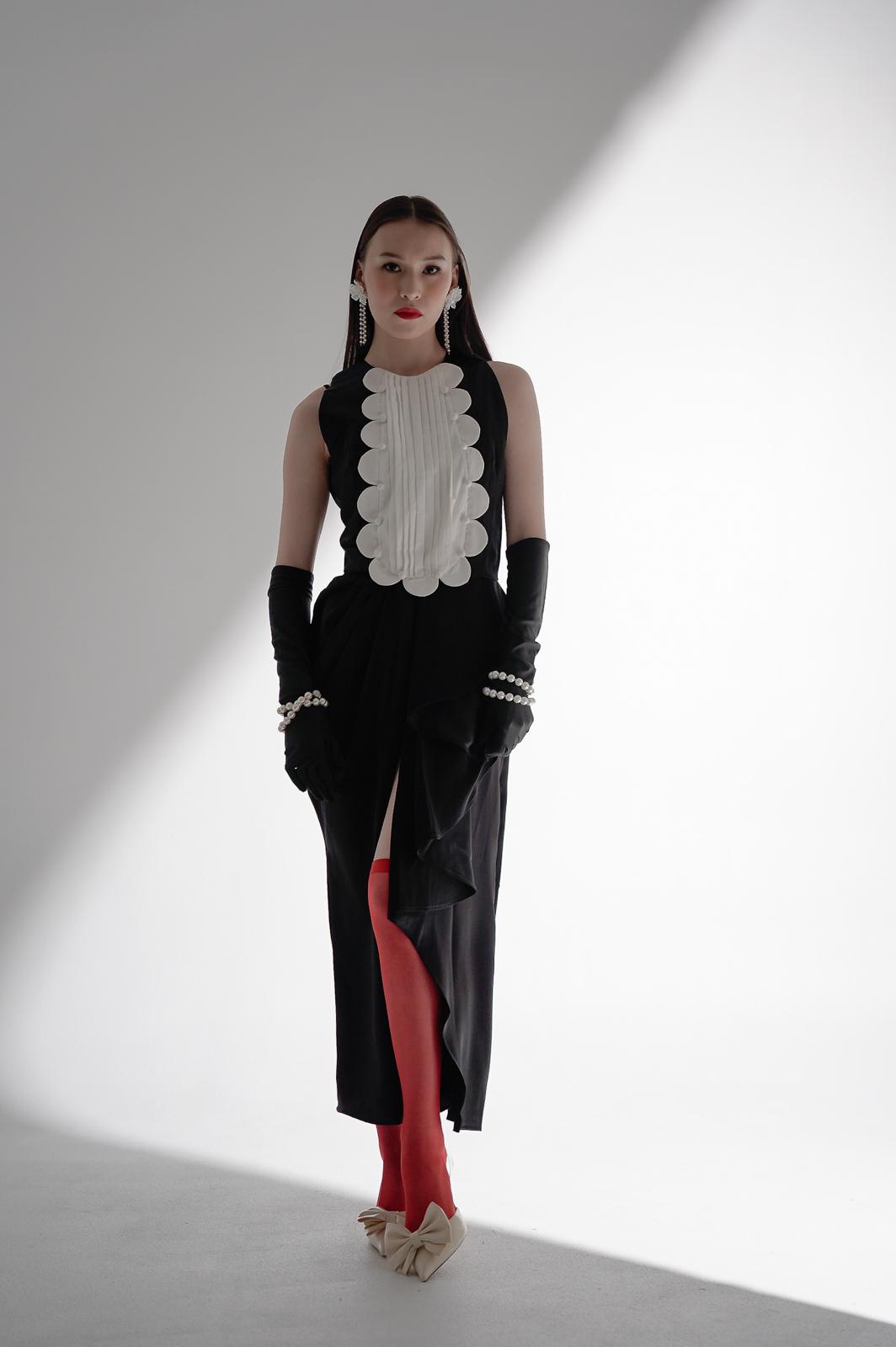Bloom et Champs Tuxedo Scalloped Dress