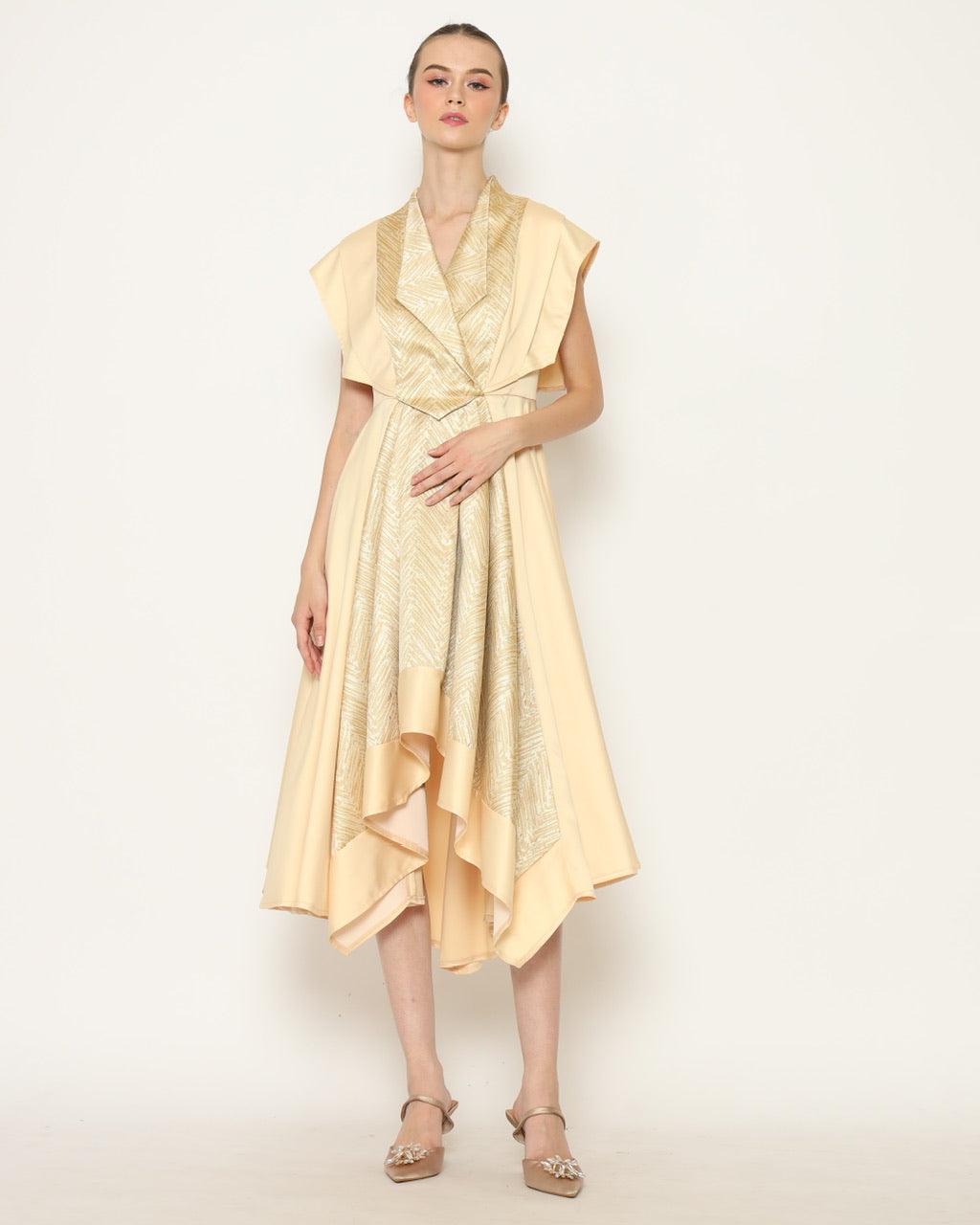 Bloom et Champs Dress Emas in Golden Sparkle