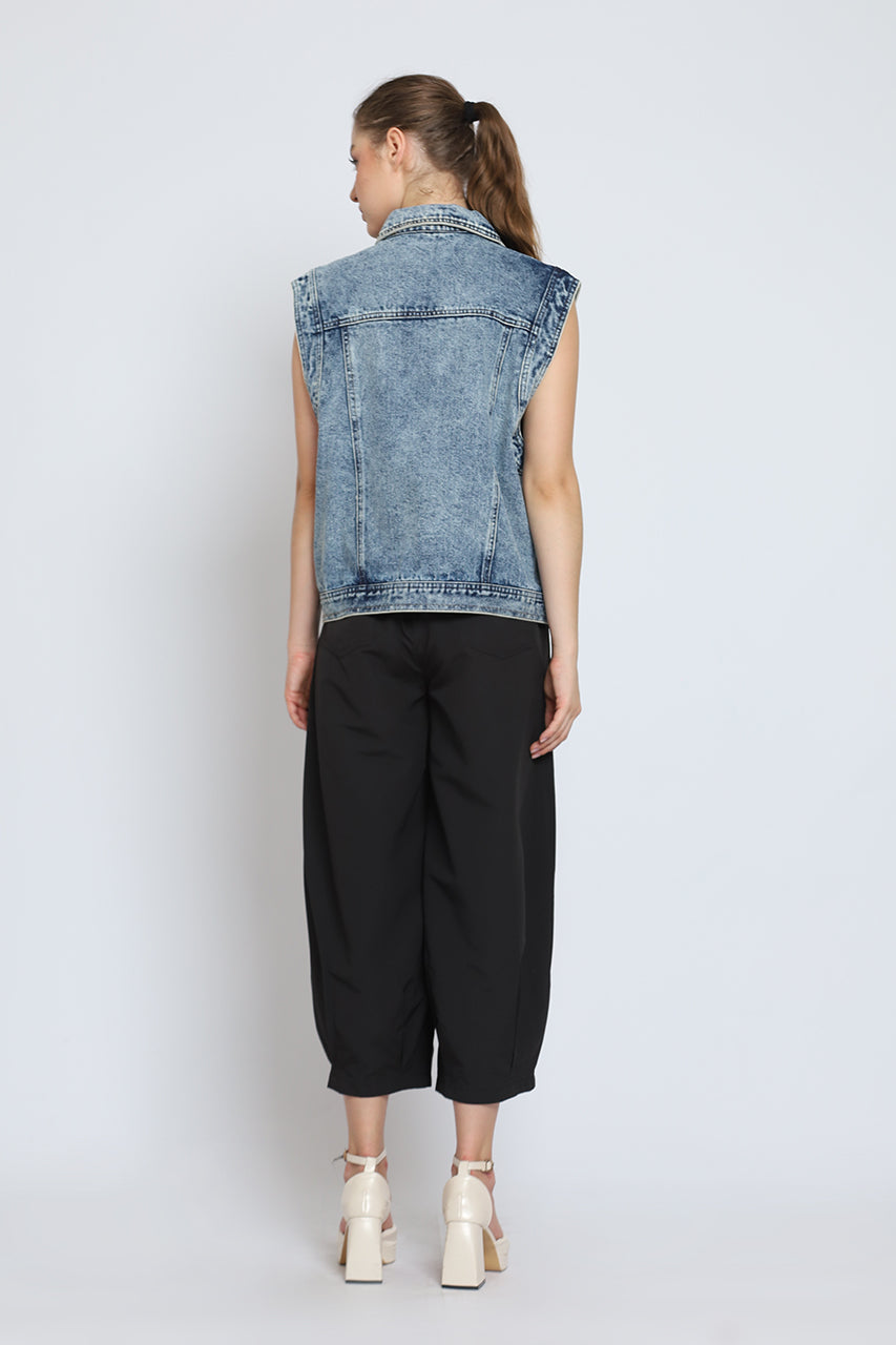 Bloom et Cotton Denim Vest / Black Akira Pants